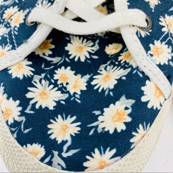 SeaVees SF Monterey Floral Canvass Sneaker… - Picture 7 of 11